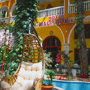 Mali I Robit Hotel Golem (Tirana)
